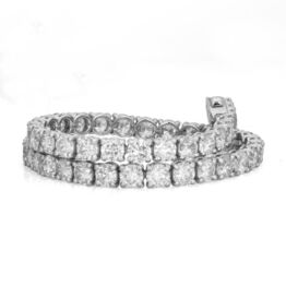 "Klassiske tennis armbånd -i hvidguld med naturlige diamanter, og guld tennis armbånd med lab- grown diamanter "