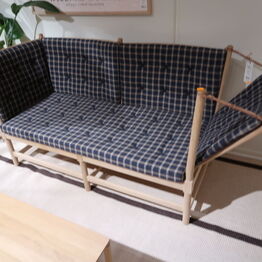 ByFlou.com ApS - Houmøllers Møbler *Del 1 - Designmøbler - Lamper - Brugskunst m.m.*