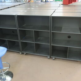 Montana reoler, Borde, tæppe, stumtjener - Sorø