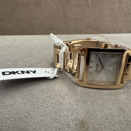 House of Excellence "Del 18" - Ure fra Maserati, Sector, Frederique Constant, Hanowa, DKNY m.v