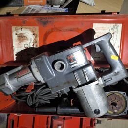 JA entreprenør ApS *Del 2 - Køreplader - Værktøj - Containere m.m.*