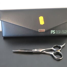 Frisør Support ApS - *Frisørsakse fra PS Nielsen* (BEMÆRK: Ny slutdato)