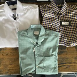 Herretøj i blandede størrelser - Skjorter, poloer, kasketter, pyjamaser, seler og slips (momsfri)
