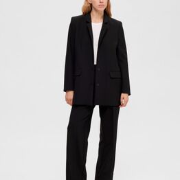 ByFlou.com ApS *Drejøvej Del 7 - Beklædning, sko m.m.*