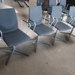 Højrygget sofaer, mødebord, kontorborde m.m. - Sorø