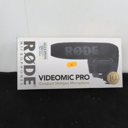 Overskud fra Schmidts Radio (del. 1)