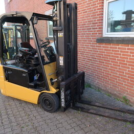 DMS - Dansk Materiel Service *El-Stabler, El-Gaffeltruck, Gas-Gaffeltruck m.m.*