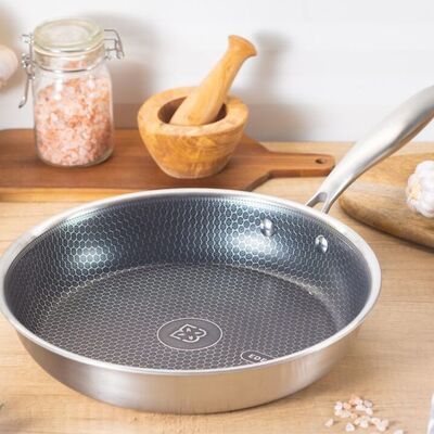 Eksklusive kokkeknive samt pander og herreure *Sendes gratis ved endt auktion*