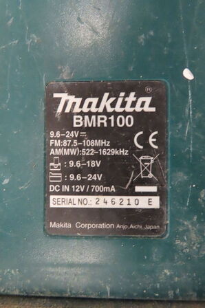 Arbejdsradio MAKITA samt arbejdslampe