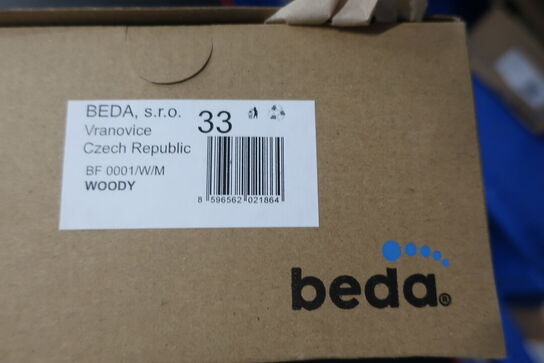 Sko BEDA Woody Str: 33