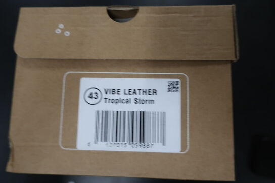 Sandaler TIKKI Vibe Leather Tropical Storm Str: 43