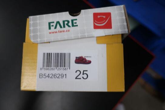 Sko FARE Str: 25