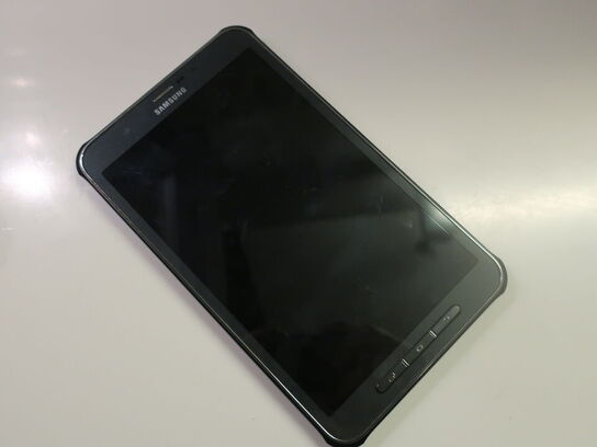 Tablet SAMSUNG Galaxy Tab Active SM-T365 16 GBinkl. cover