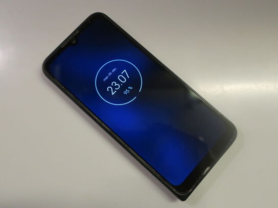 Smartphone MOTOROLA DEFY XT2083-9 64 GB
