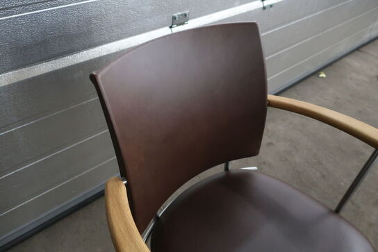 Spisebord NAVER COLLECTION "Oval Table" GM 3942 samt 4 stk. stole NAVER COLLECTION "Panther" GM 4116
