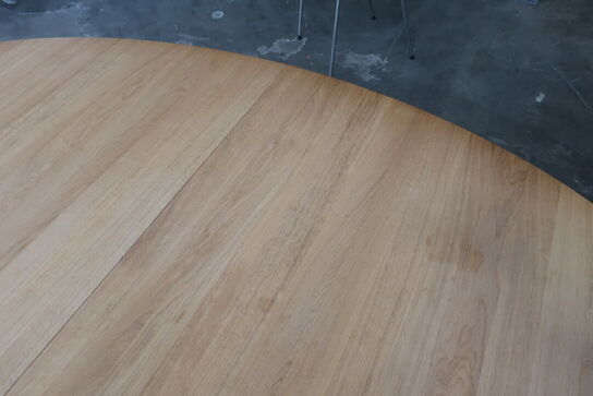 Spisebord NAVER COLLECTION "Oval Table" GM 3942 samt 4 stk. stole NAVER COLLECTION "Panther" GM 4116