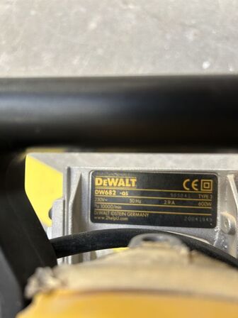 Lamelfræser DEWALT DW682-QS