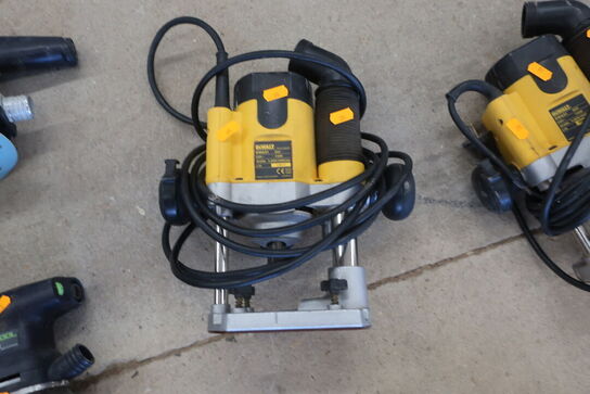 Overfræser DEWALT DW621