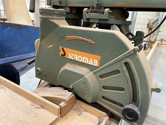 Radialarmsav STROMAB med arbejdsbord