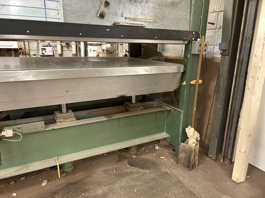 Hydrauliskpresse BÜRKLE U110 250/120