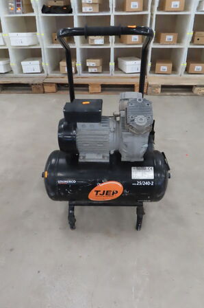 Kompressor TJEP 25/240-2