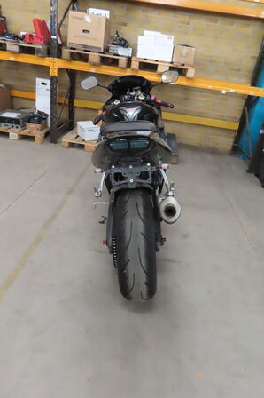 Motorcykel YAMAHA YZF-R6 (momsfri)