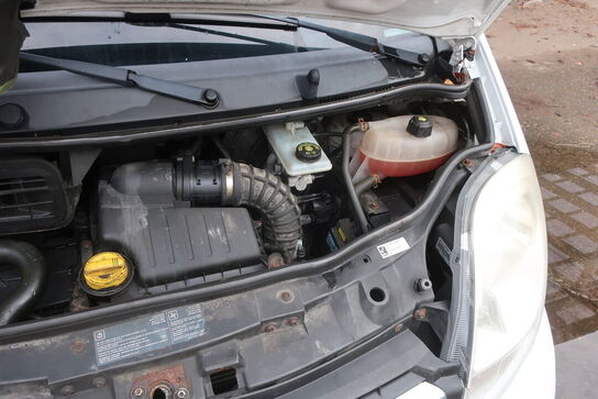 Varebil OPEL VIVARO 2,0 CDTI