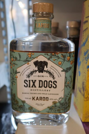 Six Dogs Karoo Gin - 43 - 70cl