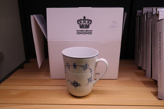 Royal Copenhagen Musselmalet Riflet 33 cl. Krus