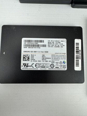 20 stk. SATA SSD 128 GB