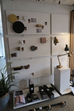 Butiksinventar LIGHT POINT uden indhold