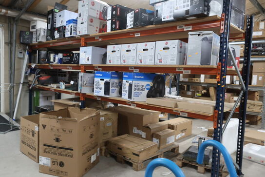 2 fag pallereoler med massive træplader, uden indhold  