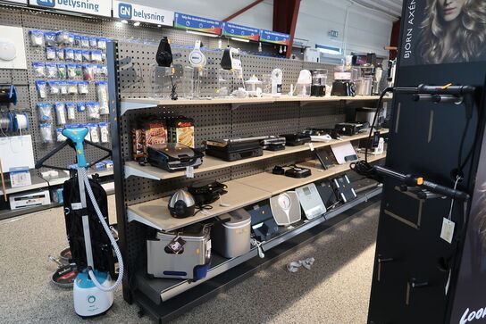 Butiksinventar uden indhold