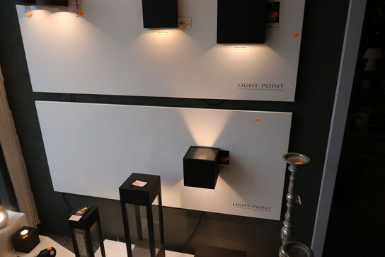Butiksinventar uden indhold