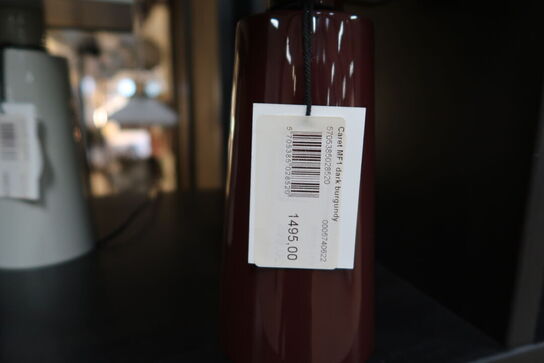 Bordlampe &TRADITION Caret MF1 Dark Burgundy