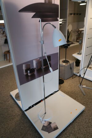 Gulvlampe BELID Sway Hvid