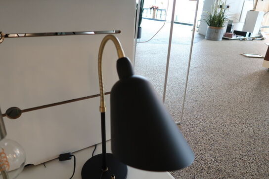 Bordlampe ARNE JACOBSEN Bellevue AJ8 Sort Messing