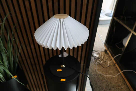 Bordlampe HALO DESIGN Paris