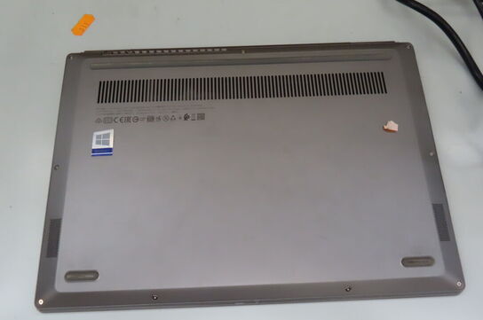 Bærbar computer LENOVO 