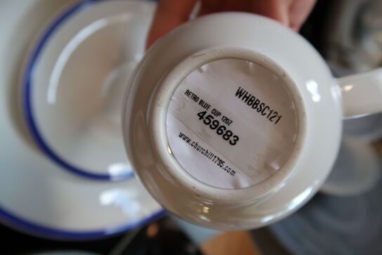 28 stk. tallerkner/fade/krus CHURCHILL