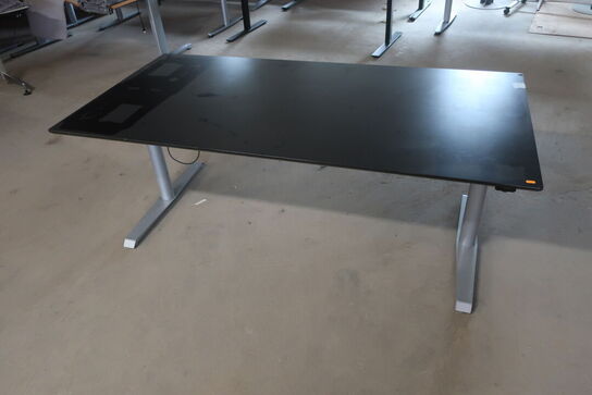 El.hæve/sænke skrivebord  