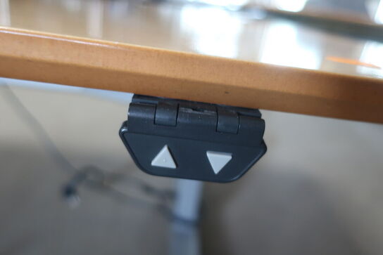 El.hæve/sænke skrivebord 