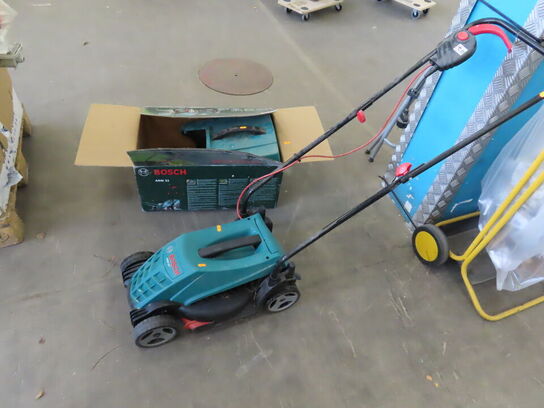 Plæneklipper BOSCH ARM32