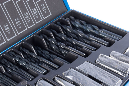 Stort sæt HSS bor med 220 stk i praktisk kuffert. 