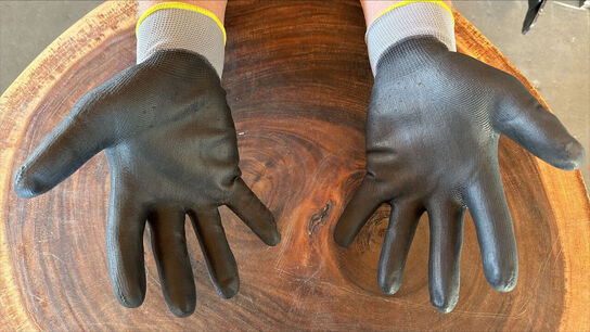 PU montagehandsker i størrelse 10. Bemærk der 120 par i kassen. 