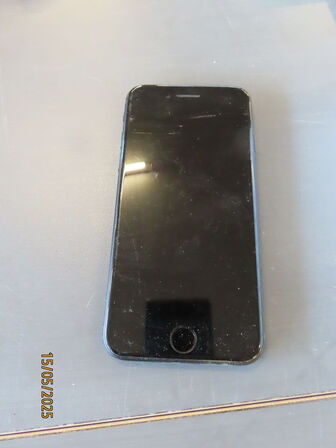 Mobiltelefon APPLE Iphone SE 3. Gen - 64 GB