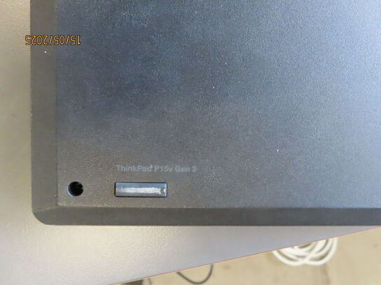 Bærbar computer LENOVO ThinkPad P15v Gen 3