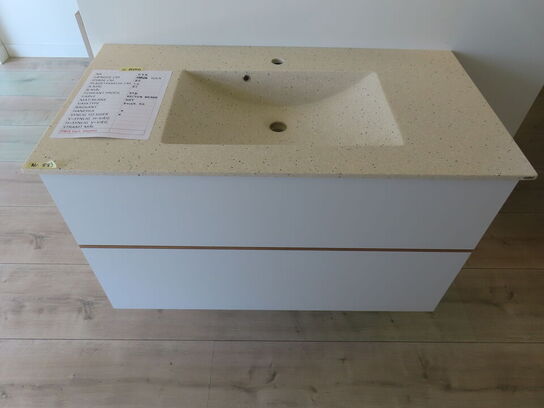 Badeværelses arrangement - 2 stk. skuffer med fuldt udtræk og soft close og KUMA vask