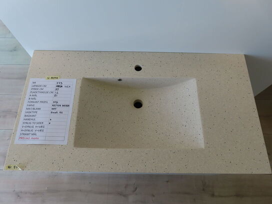 Badeværelses arrangement - 2 stk. skuffer med fuldt udtræk og soft close og KUMA vask