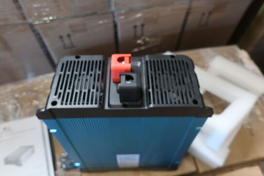 Inverter GREEN ENERGY PURE SINE WAVE INVERTER 2000W TFS2000 (ubrugt)